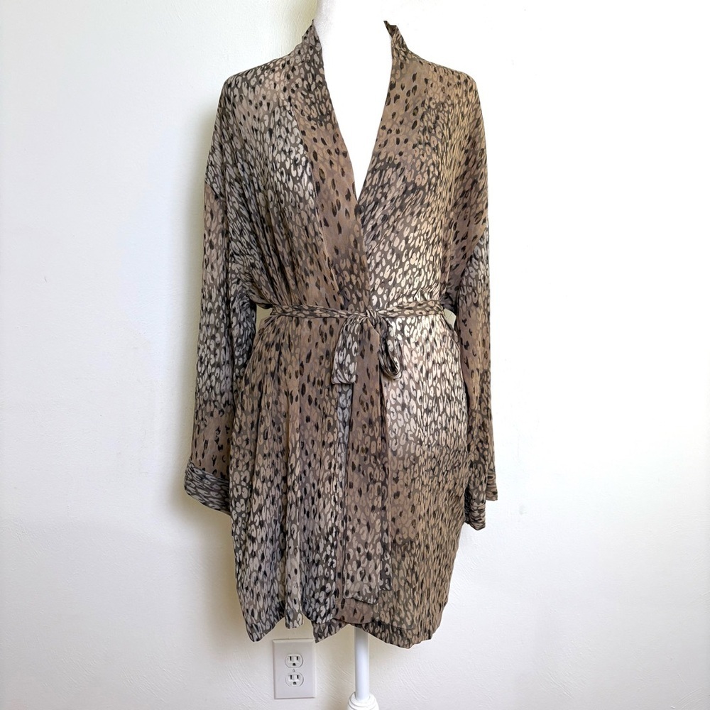 Victoria’s Secret leopard animal print semisheer, kimono belted robe pockets - Picture 1 of 14